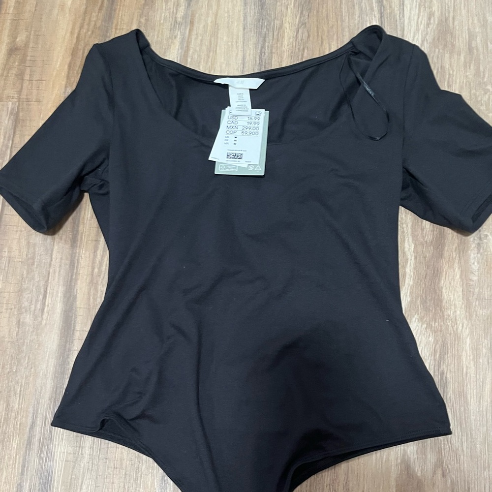 nwt h&m bodysuit